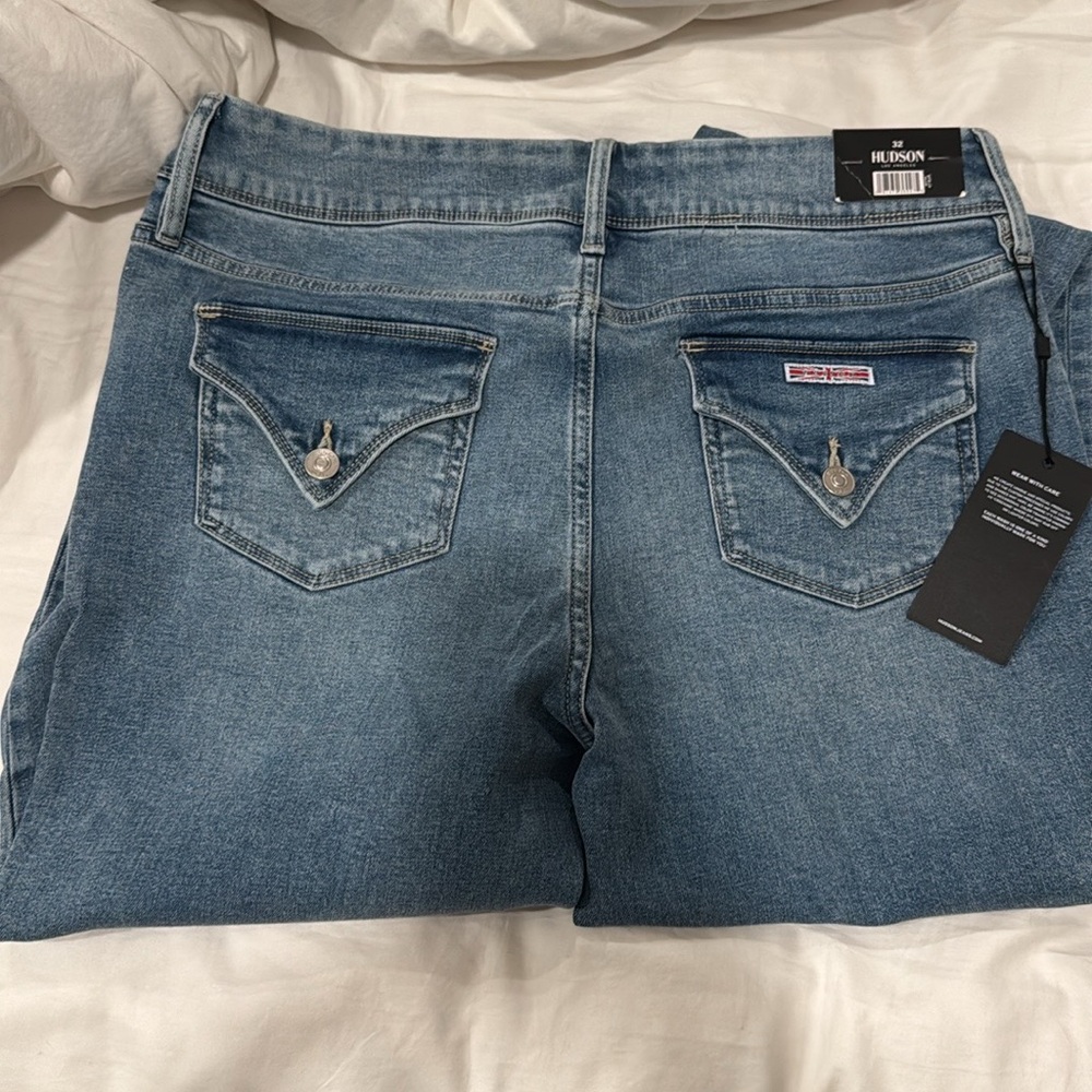 Hudson Ladies' Slim Straight Leg Jean, NEW! ✨ - Picture 9 of 11